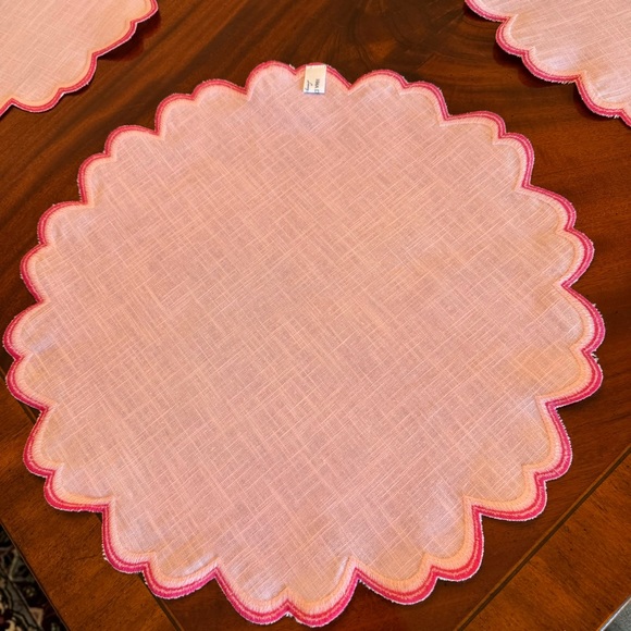 NEW Society Social Hma Decor Peony Pink Linen Placemats- Set of 4 - Picture 7 of 15